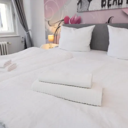 Appartement 160qm 6-zimmer Banksi-galerie-apartment Hauptbahnhof *