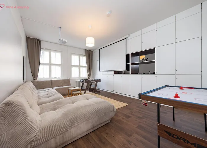 160qm 6-zimmer Banksi-galerie-apartment Hauptbahnhof Lejlighed