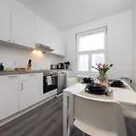 公寓 160qm 6-zimmer Banksi-galerie-apartment Hauptbahnhof