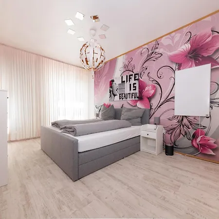 Lägenhet 160qm 6-zimmer Banksi-galerie-apartment Hauptbahnhof