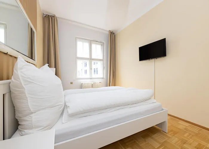 160qm 6-zimmer Banksi-galerie-apartment Hauptbahnhof Lägenhet