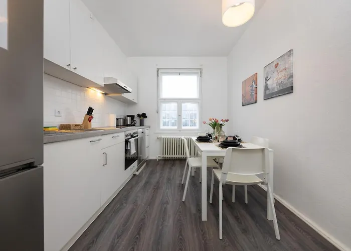 דירה 160qm 6-zimmer Banksi-galerie-apartment Hauptbahnhof ברלין