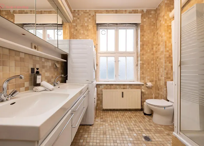 160qm 6-zimmer Banksi-galerie-apartment Hauptbahnhof Berlim