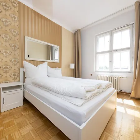 Appartement 160qm 6-zimmer Banksi-galerie-apartment Hauptbahnhof