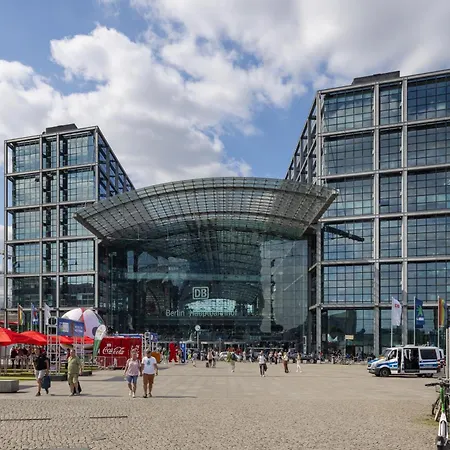 Апартаменты 160qm 6-zimmer Banksi-galerie-apartment Hauptbahnhof Берлин