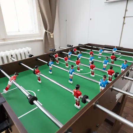 160qm 6-zimmer Banksi-galerie-apartment Hauptbahnhof